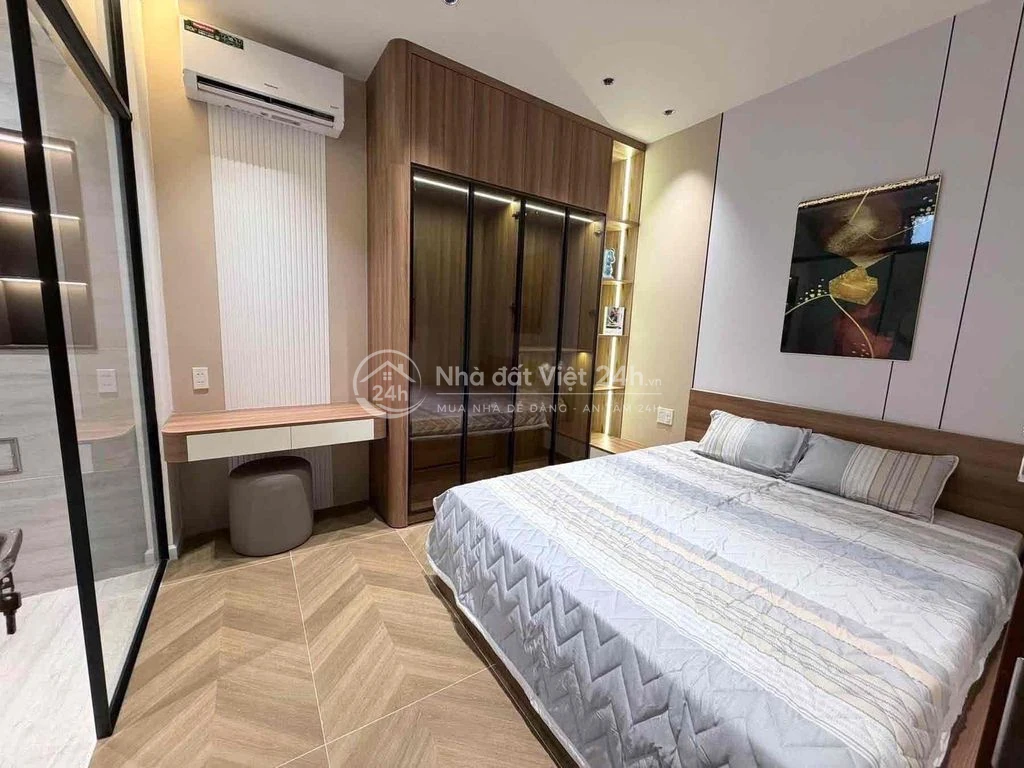 BÁN NHÀ MT NGUYỄN DU