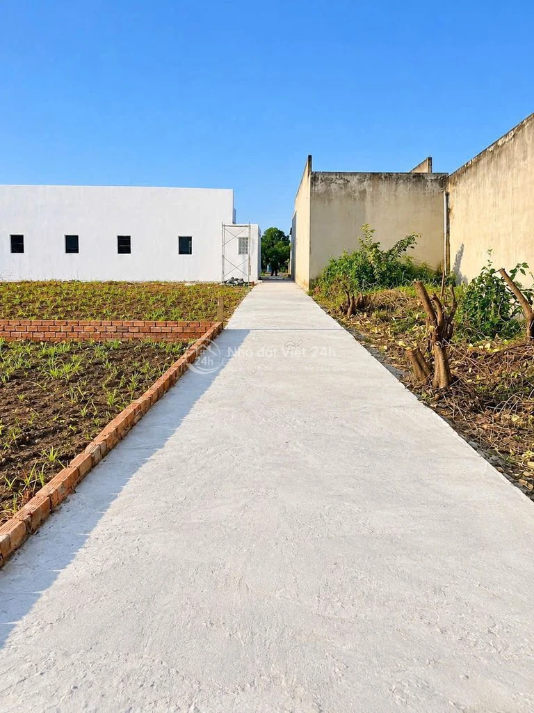 90m2 đất thổ gần đường Huỳnh Thị Luông giá 585triệu Mỹ Lộc, sổ hồng