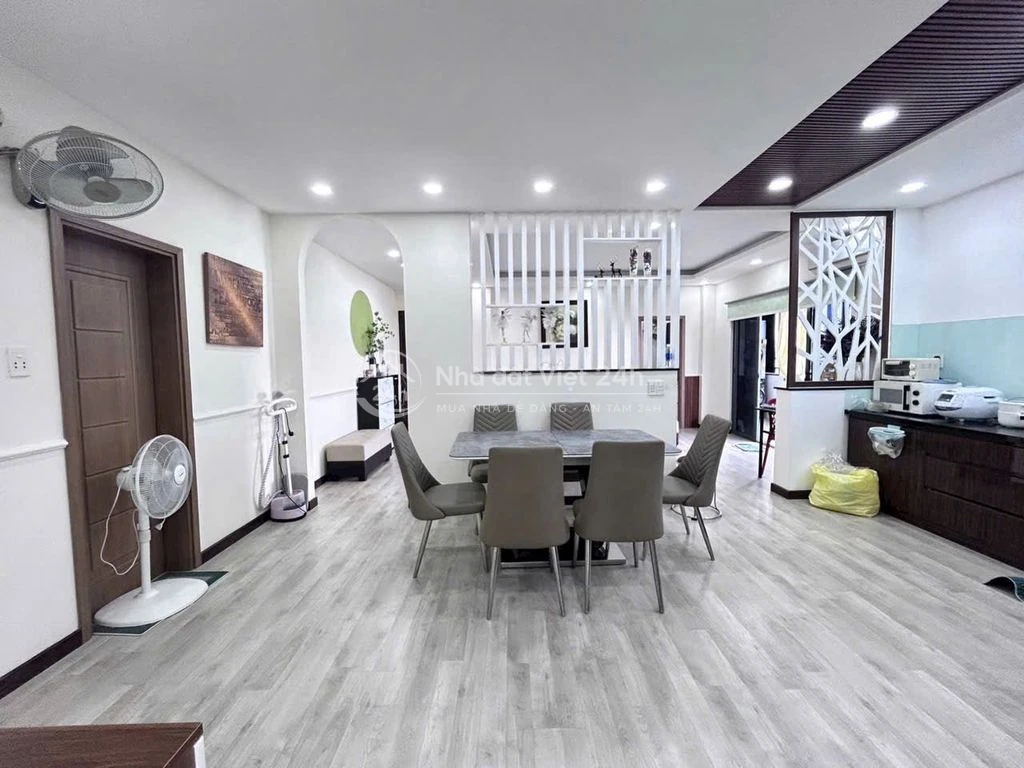 Bán căn hộ Lakai, Nguyễn Tri Phương, Quận 5, 150m2 hàng hiếm