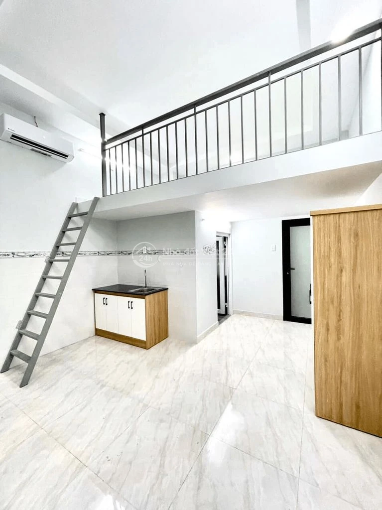 HOT - 2tr600k Phòng Có Gác, WC Riêng, Bếp riêng tại Cát Lái.