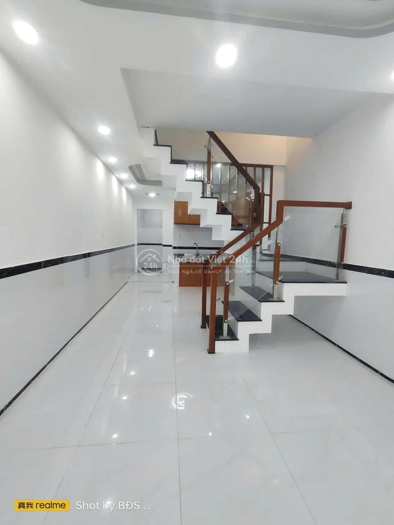 Cho thuê nhà đẹp 2 tầng đường 42 HBC 10tr/ tháng
