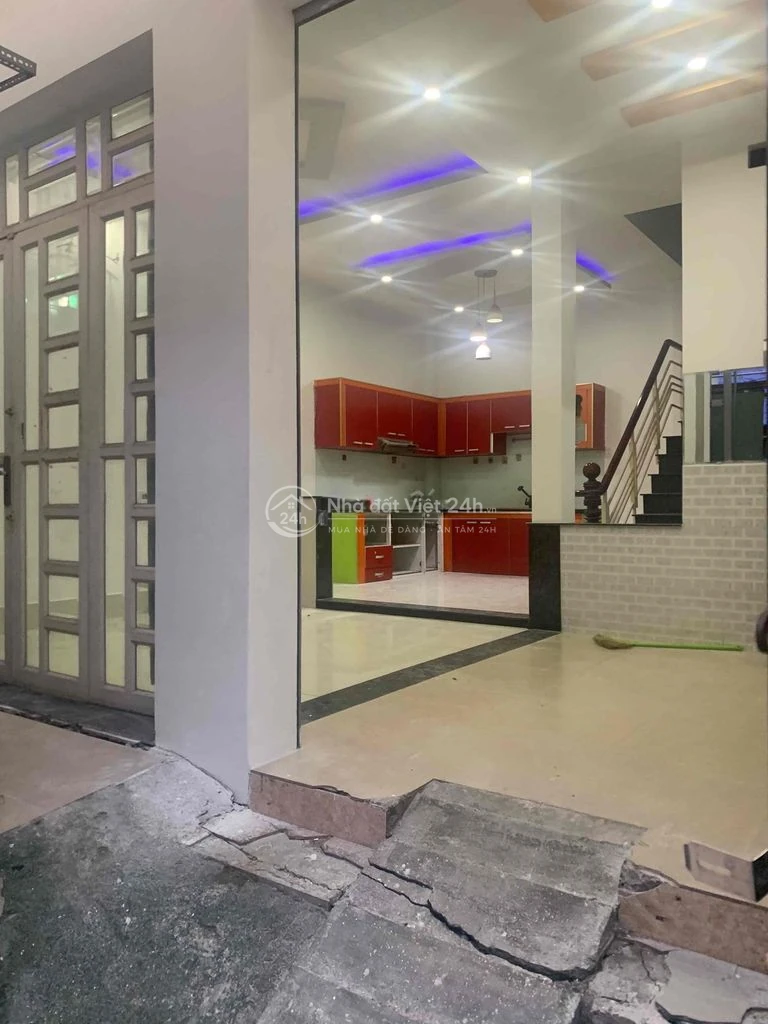 Cho thuê nhà hẻm xe hơi đậu trước nhà đường gò ô môi