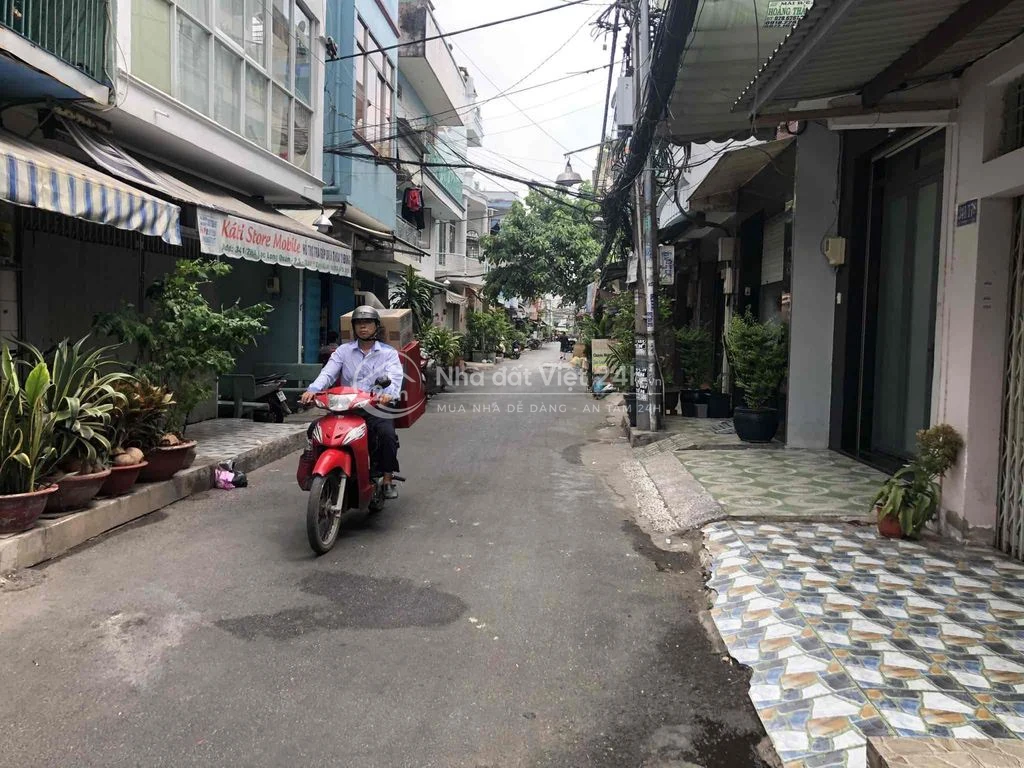 bán nhà cấp 4 hẻm xe hơi 8m 341 lạc long quân, q11