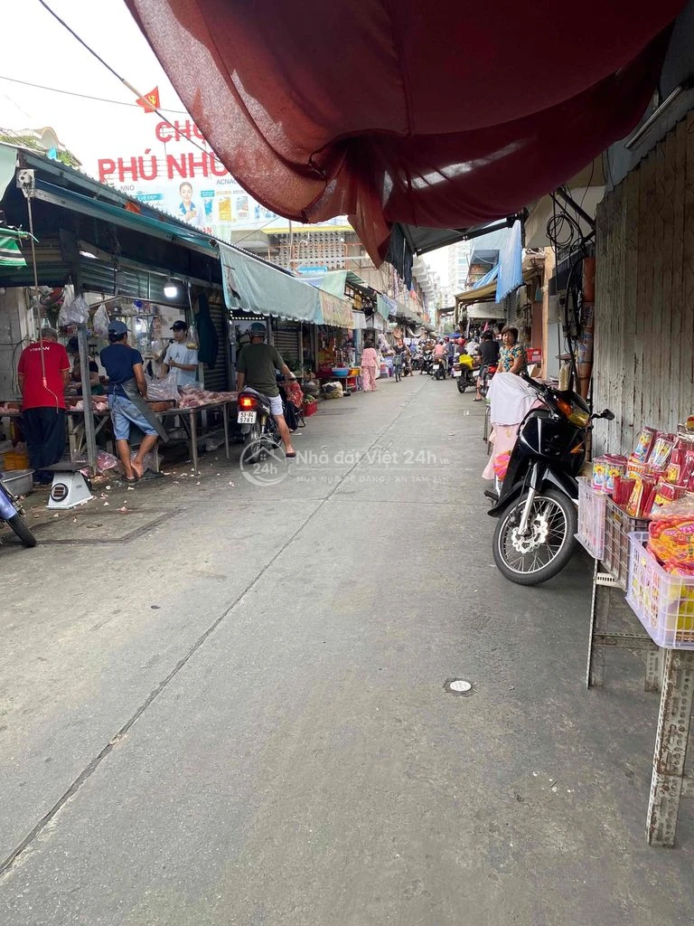 CHO THUÊ MẶT BẰNG NGAY CHỢ PHÚ NHUẬN