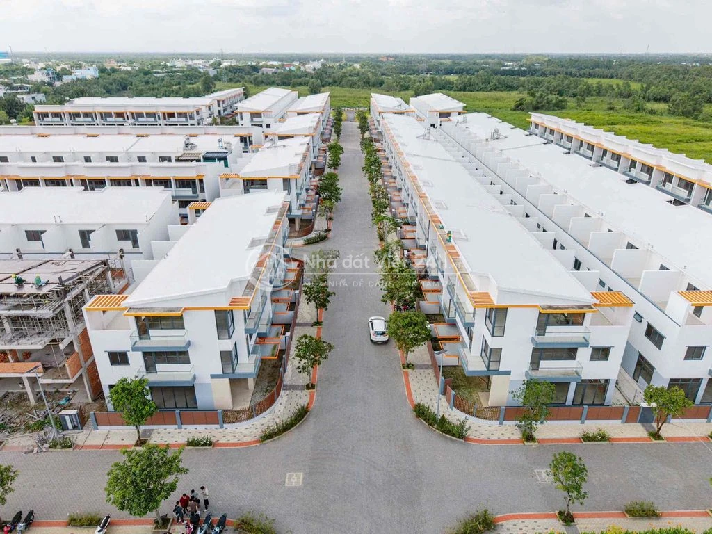 CHỈ TỪ 1,2 TỶ NHẬN NHÀ Ở NGAY - SỔ HỒNG TRAO TAY - ELITE LIFE LONG HẬU