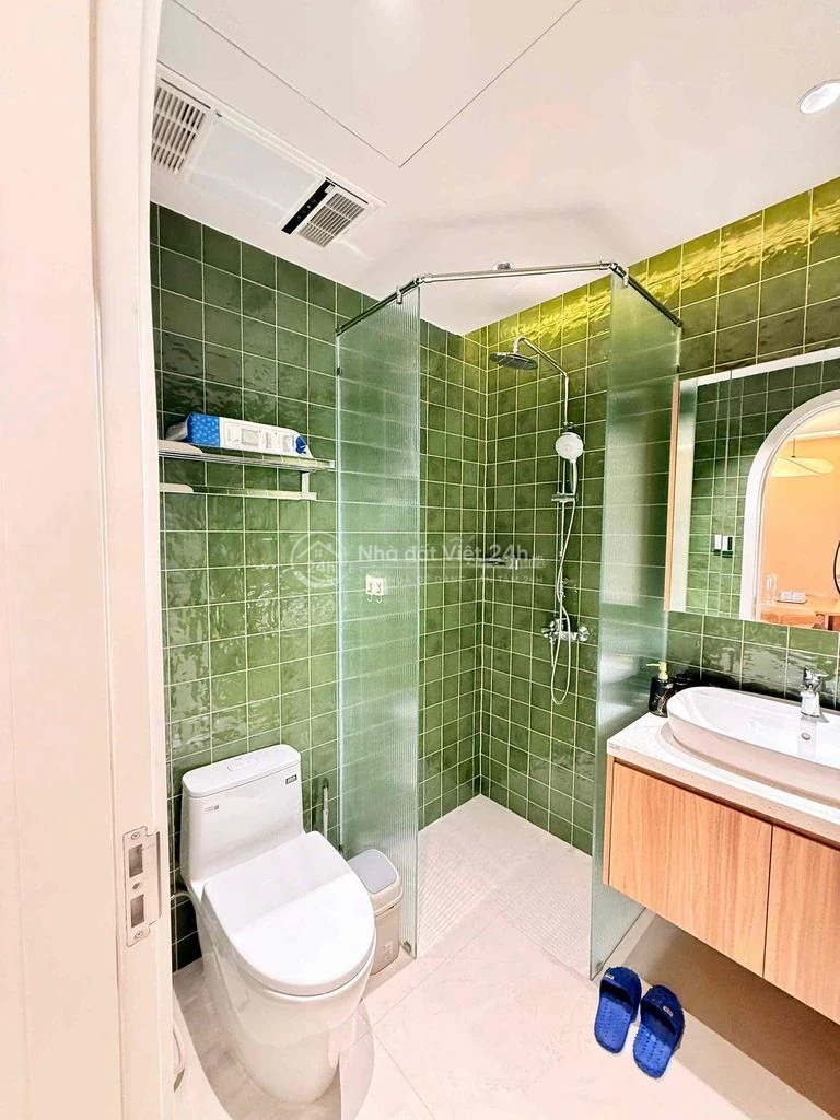 Căn 2PN Ponte nội thất cực đẹp, giá quá tốt, chỉ việc xách vali vào ở