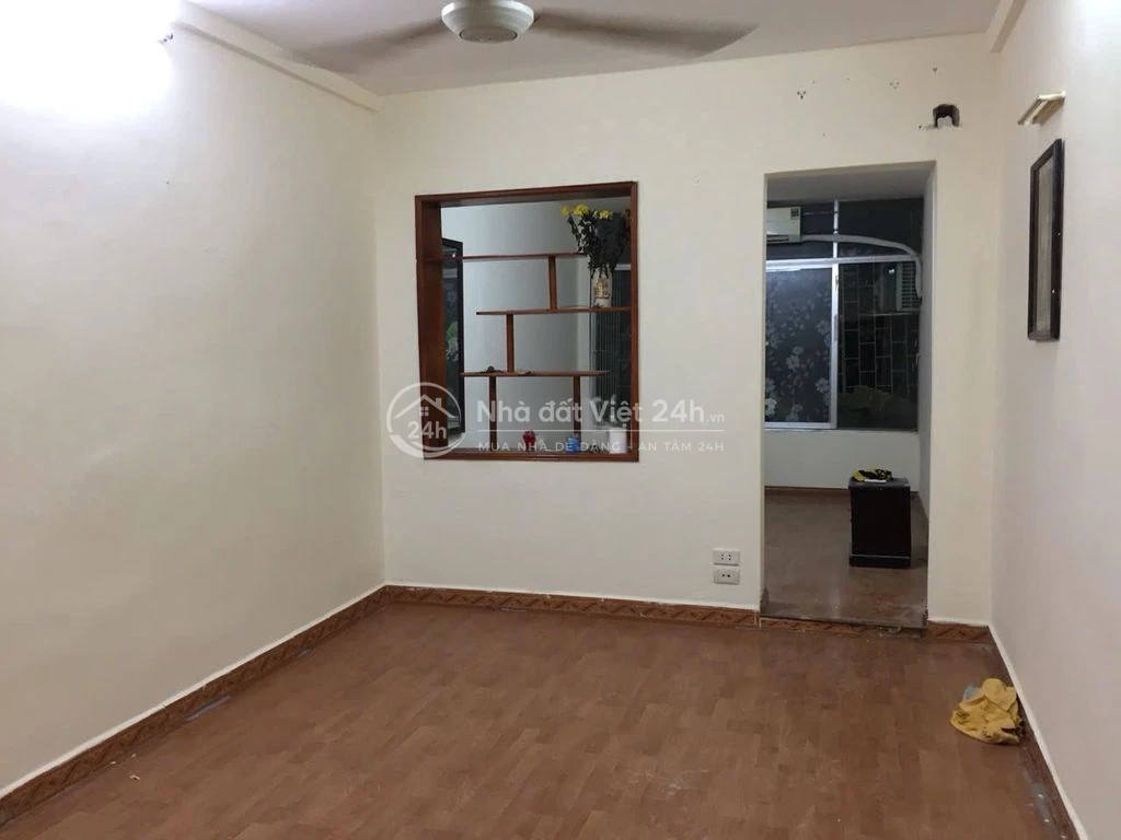 Chính chủ bán căn nhà Tầng 3-TT Kim Liên - Lương Định Của. DT ở: 60m2