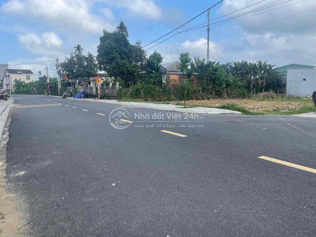 Mặt tiền đường Hòn Tàu - Nam Phước - gần Khu phố chợ