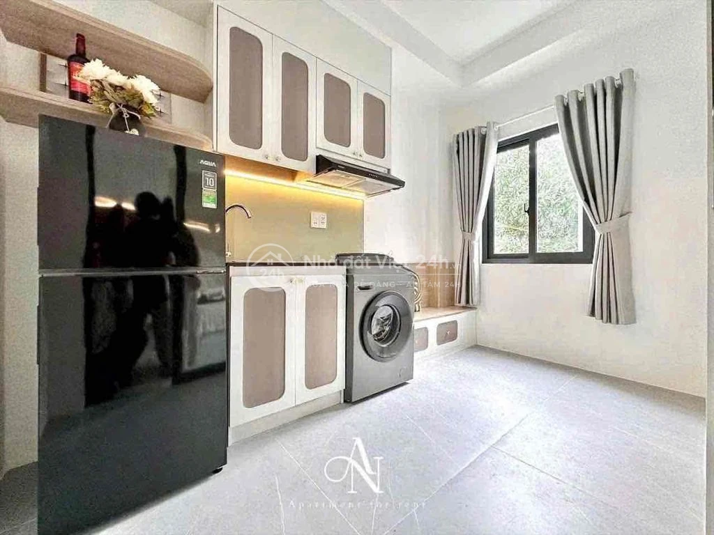 Khai trương phòng 45m2 full nội thất tách bếp gần Hutech