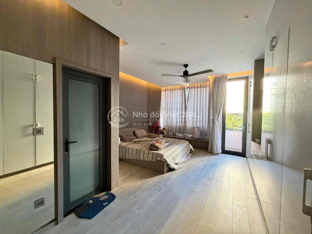 KHU GẦN BIỂN VƯƠNG THỪA VŨ NHÀ ĐẸP 4PN GẦN BIỂN
