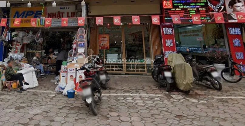Cho thuê nhà tập thể tập 1 riêng biệt ,sạch sẽ