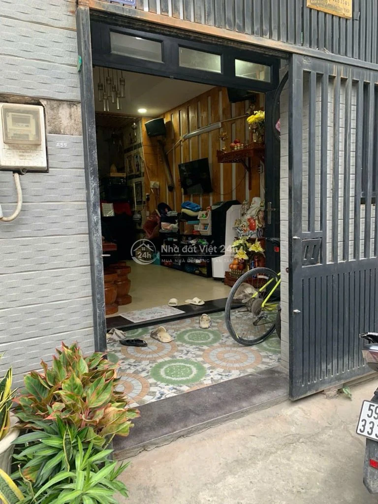 Bán nhà hẻm xe hơi đường Nguyễn Xí phường 13 Bình Thạnh 2 lầu 7,5 ty