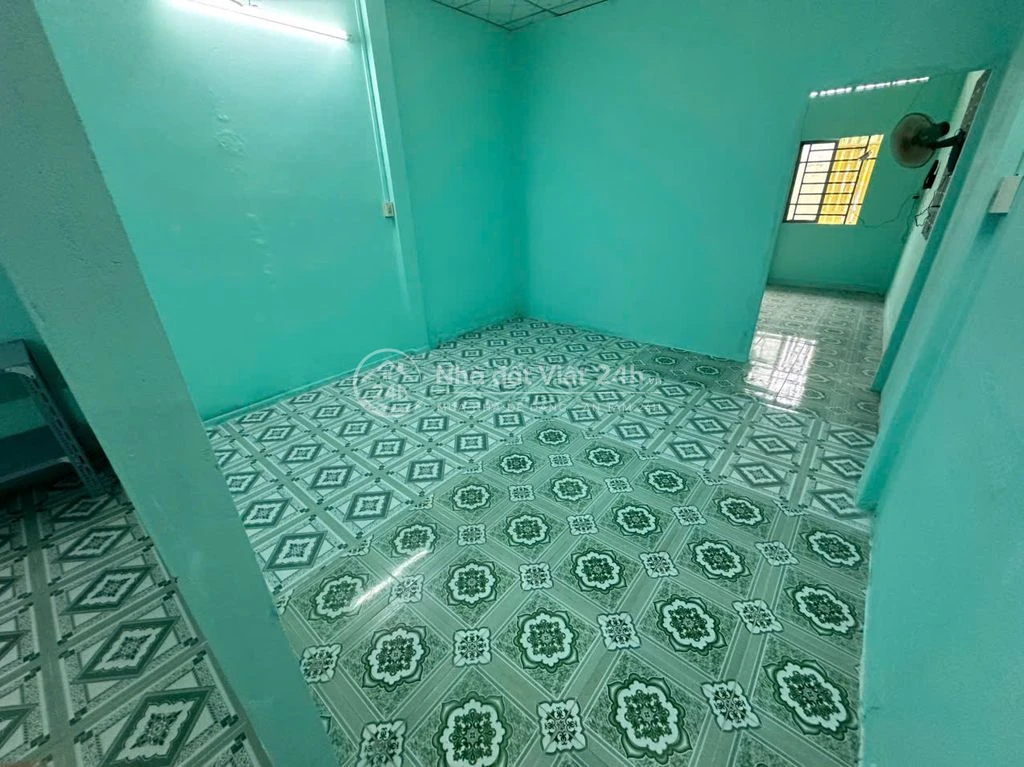 bán nhà mới xây