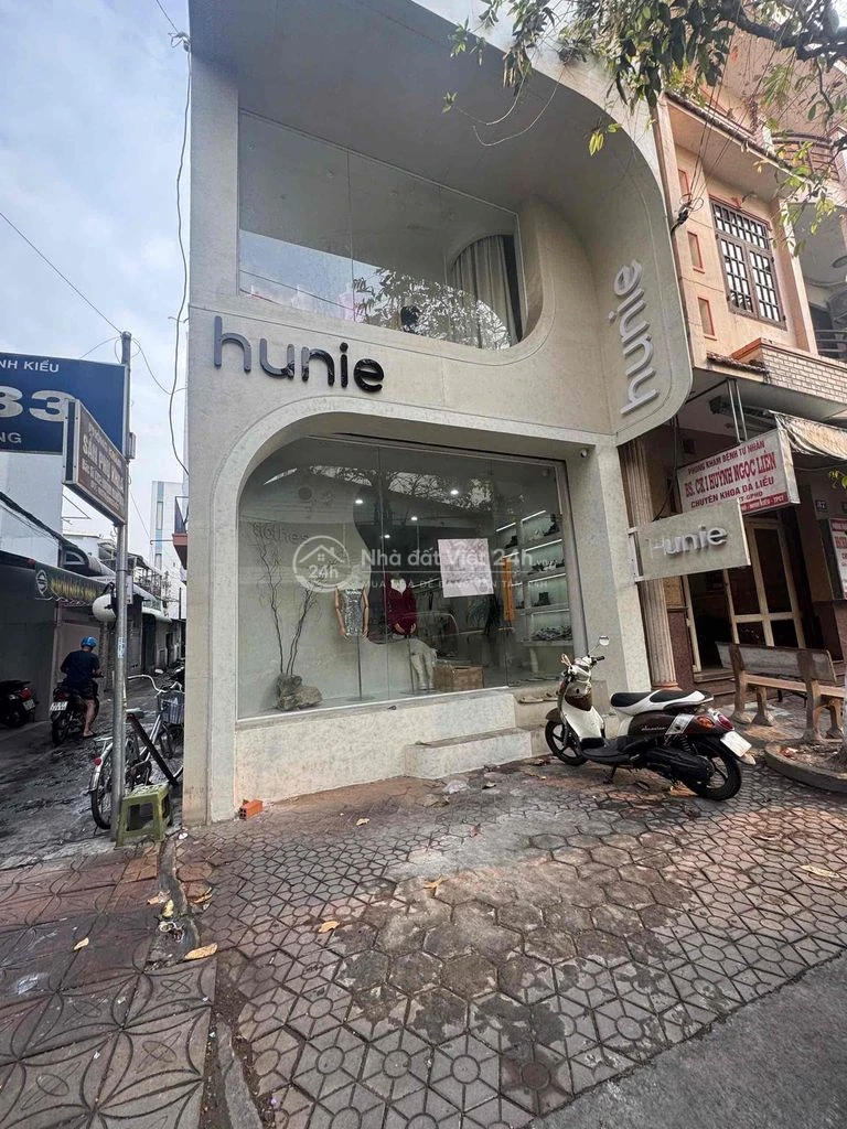 Bán nhà Mặt Tiền Căn góc 35 nguyễn Việt Hồng Cần thơ
