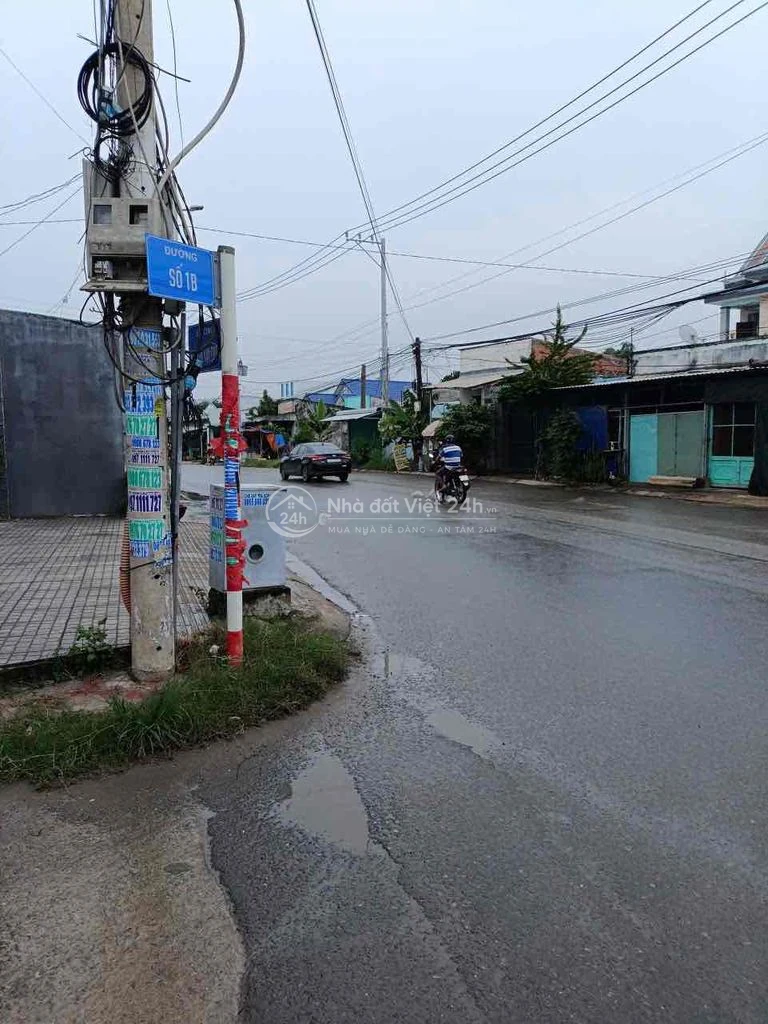 cần bán nhà ở