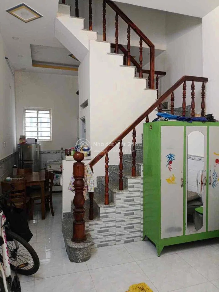 cần bán nhà ở