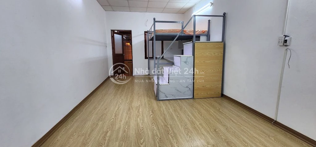 Cho thuê nhà riêng tại  Lò Đúc, 8 triệu VND, 70m2,  chính chủ