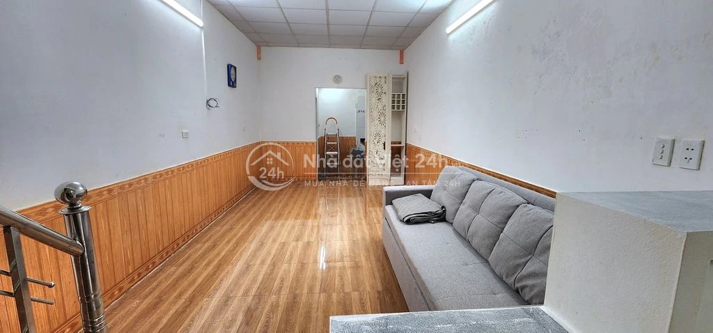 Cho thuê nhà riêng tại  Lò Đúc, 8 triệu VND, 70m2,  chính chủ