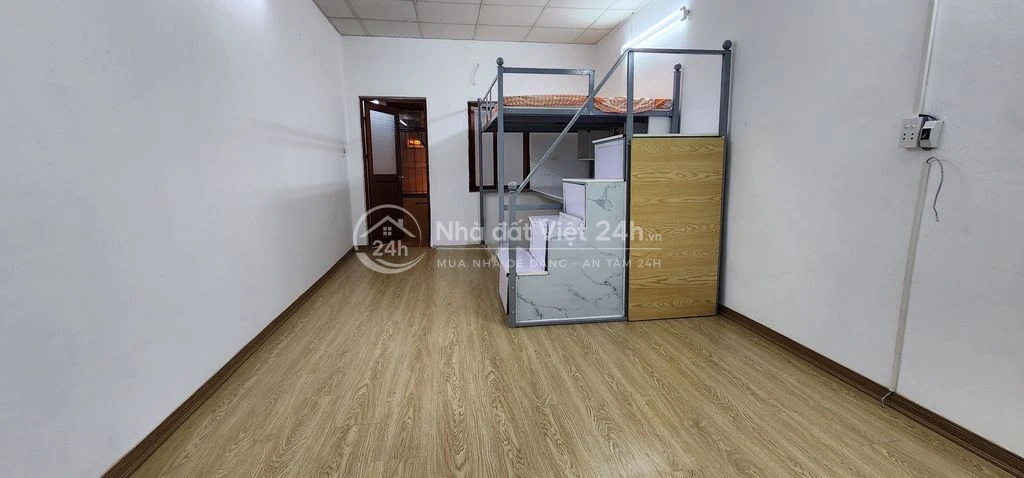 Cho thuê nhà riêng tại  Lò Đúc, 8 triệu VND, 70m2,  chính chủ