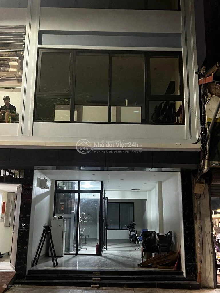 Cửa hàng T1 MP Trần Đại Nghĩa, 16 triệu, 55 m2 riêng biệt, MT 4.6m