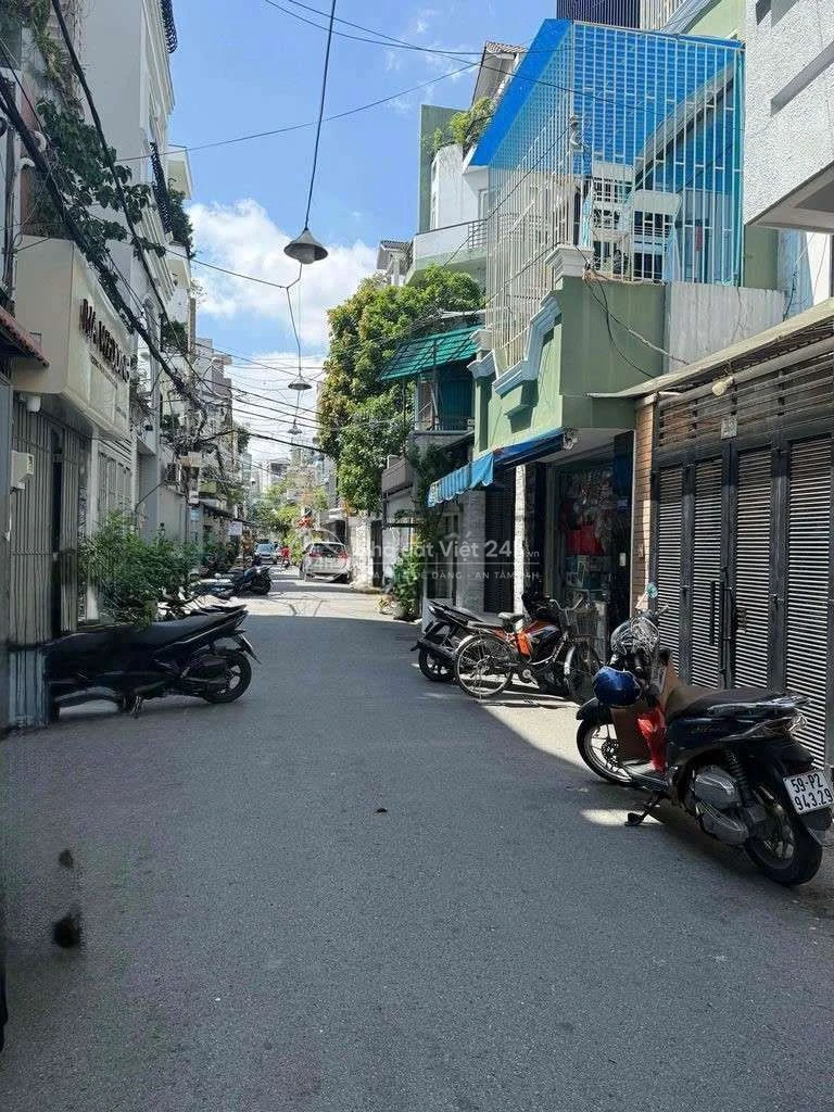 cho thuê Lê Văn Sỹ 4PN, 3WC giá 16,5tr