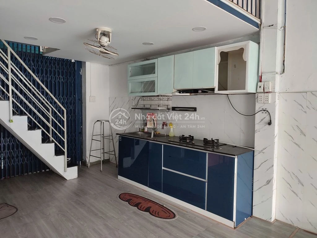 Nhà nguyên căn mặt tiền Huỳnh Văn Nghệ