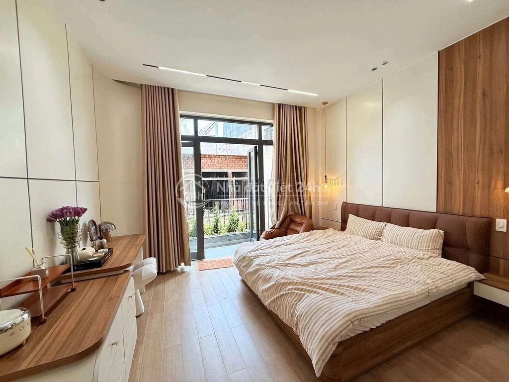 k408/9 nhà 3 tầng đủ tiện nghi