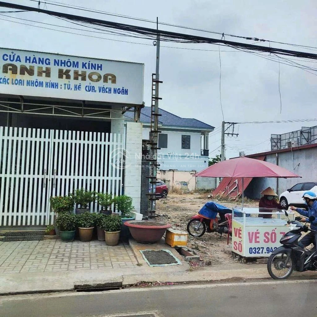 Chủ kẹt tiền bán gấp miếng đất thổ cư