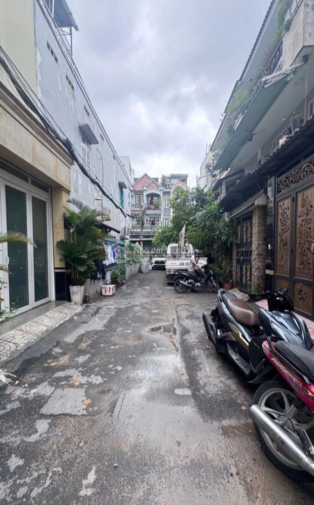 nhà mới xây đem valo ở