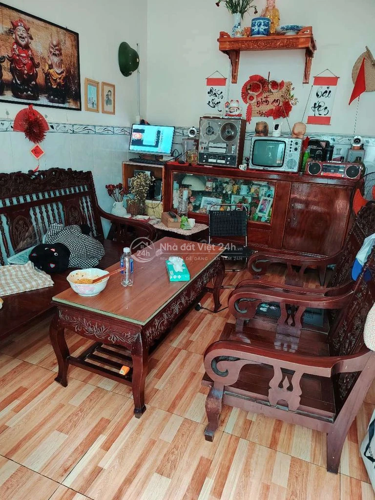 bán đất tặng dãy phòng trọ đang thứ nhập 4-5tr/ tháng