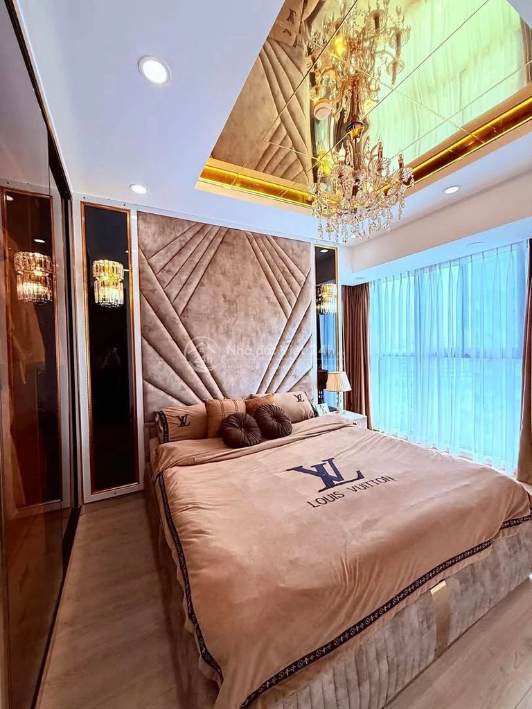 Emerald căn góc view hồ sinh thái + hồ bơi 2pn2vs full nội thất caocấp