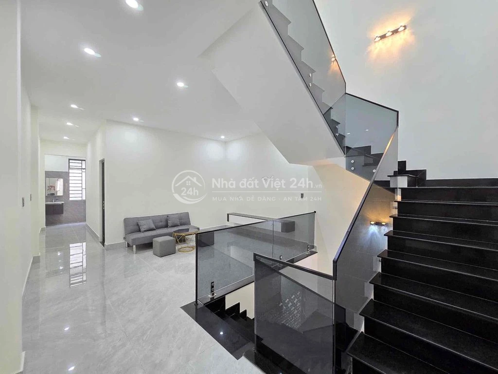 CẦN BÁN NHÀ 3 TẦNG ĐƯỜNG NGUYỄN ĐỨC THIỆU CẨM LỆ ĐÀ NẴNG - D