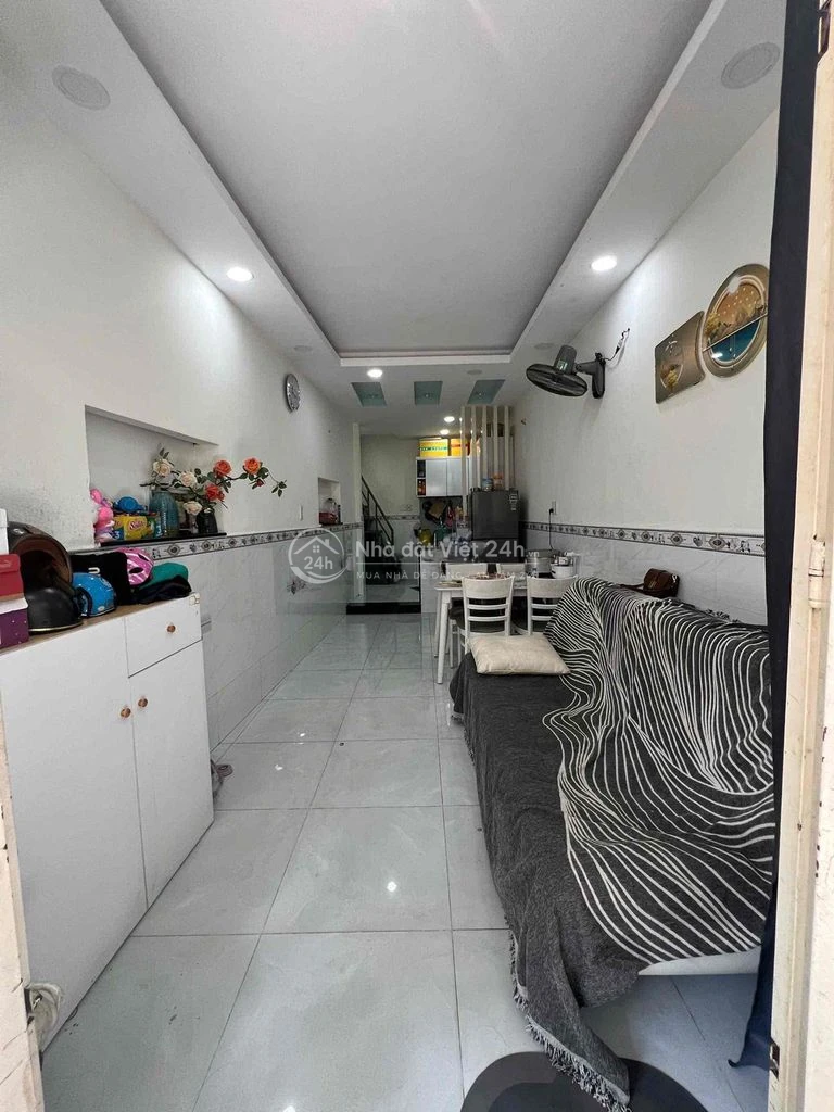 Bán Nhà Hẻm Xe Tải. 3 lầu. 25m2. sàn 75m. Lê Đức Thọ. 2.9tỷ