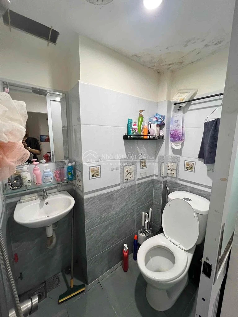 Bán Nhà Hẻm Xe Tải. 3 lầu. 25m2. sàn 75m. Lê Đức Thọ. 2.9tỷ