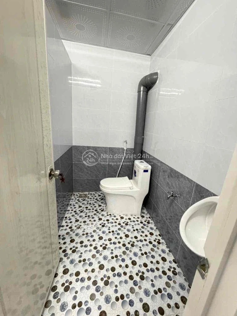 Nàh 6x30 trống suốt Đ Nguyễn Truyền Thanh