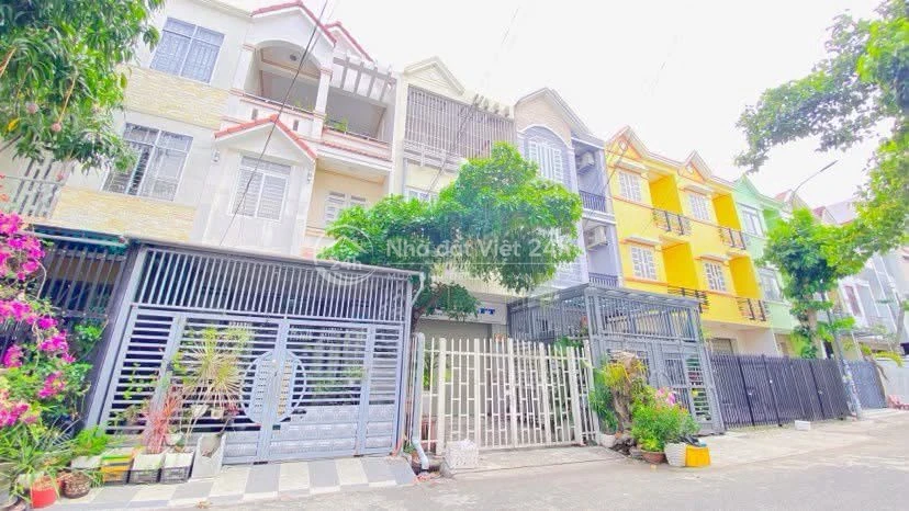 Cho thuê nhà 270 m2  khu Long Thịnh tiện văn phòng 10 triệu