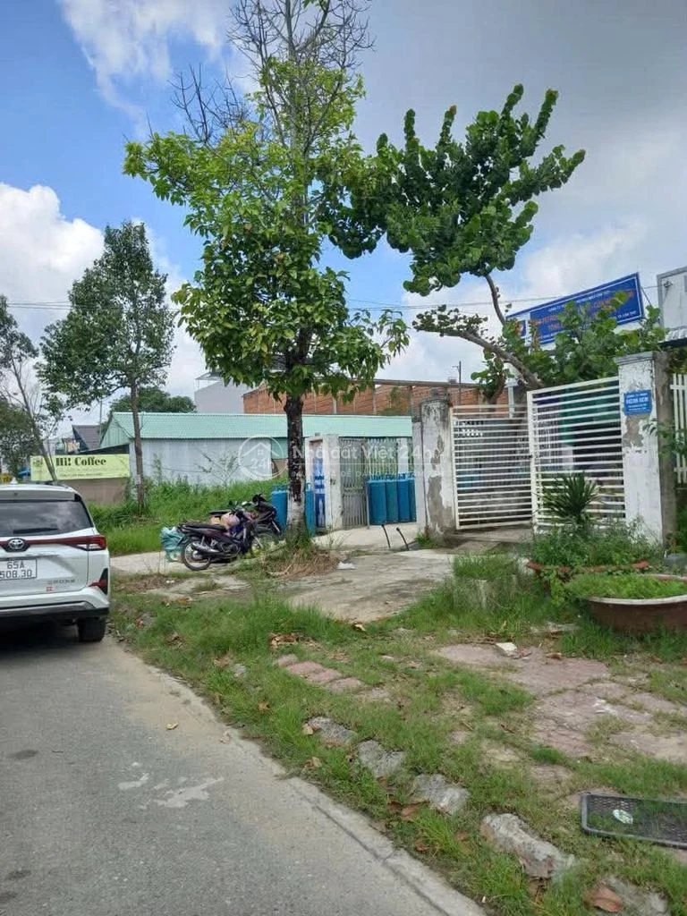 Cho thuê nhà 150 m2 kế xe Toyota tiện văn phòng 8 triệu