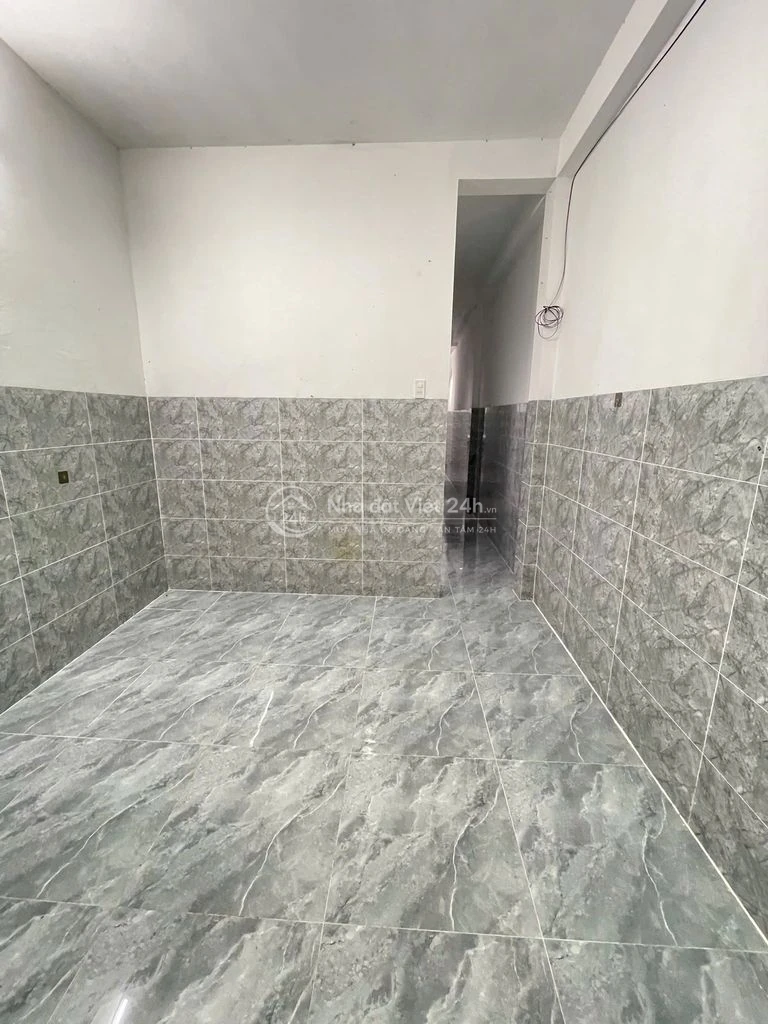 TRỐNG 1 CĂN NHÀ 2PN – Trệt gác, full ban công, cửa sổ thoáng mát