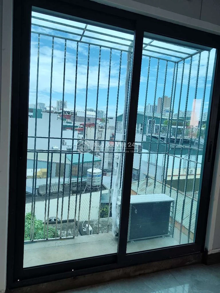 Chính chủ 28m2 4.5 triệu 8 tầng thang máy