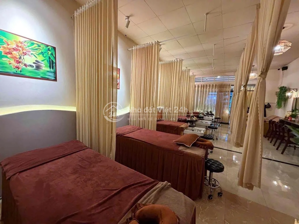 sang nhượng spa hoạt động được 3tháng vào kd ngay hd con 3 nam