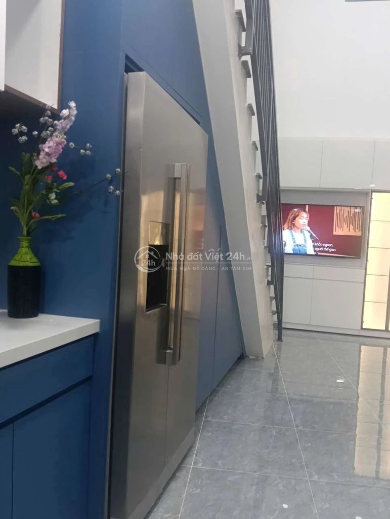 cho thuê hoặc bán nhà mới xây cực đẹp, full nội thất, đầy đủ tiện ích