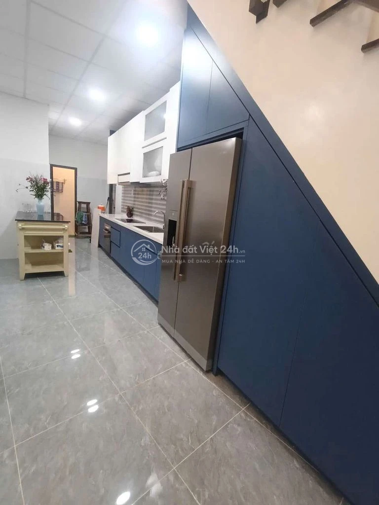 cho thuê hoặc bán nhà mới xây cực đẹp, full nội thất, đầy đủ tiện ích