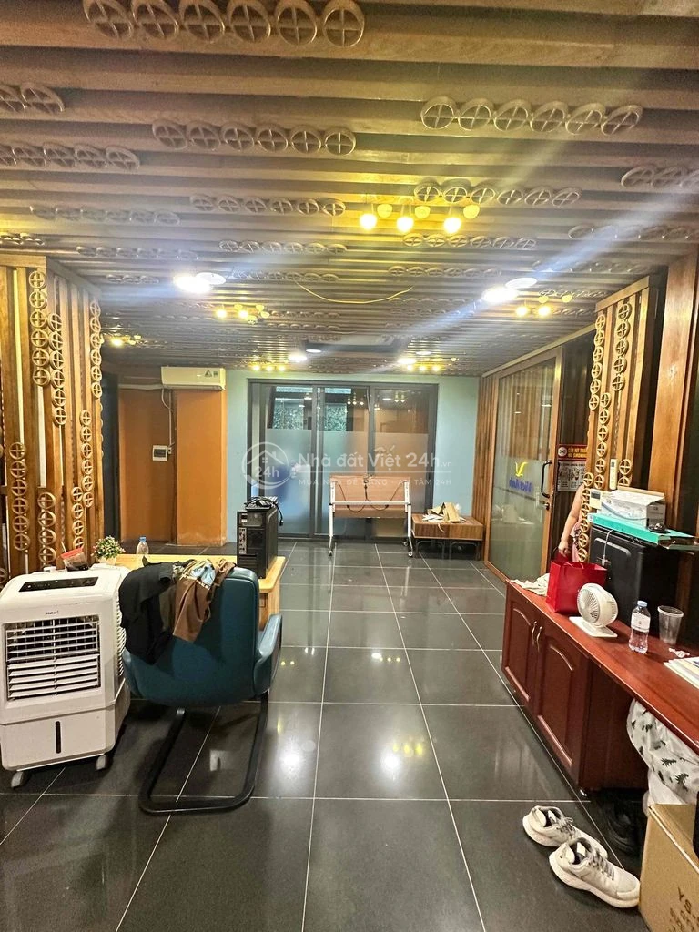 CHO THUÊ BIỆT THỰ LINH ĐÀM. HOÀNG LIỆT. LÔ GÓC. S:200m.4T. giá 100 tr