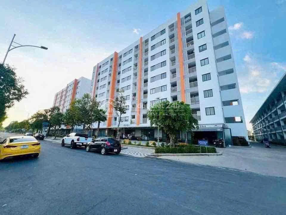 Căn Hộ 56m2 có nội thất tầng thấp kdc 5C Hồng Loan kế cầu Tr.Hoang Na