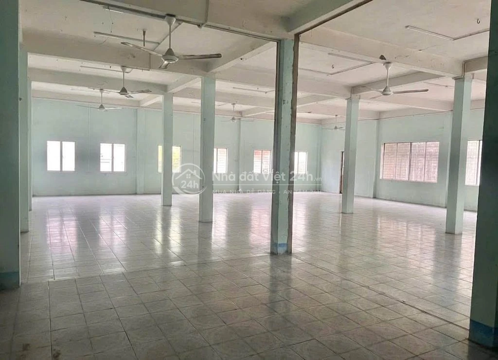 Cho thuê mặt bằng kinh doanh 1000m2 Tam Hiệp gần BVĐK Đồng Nai