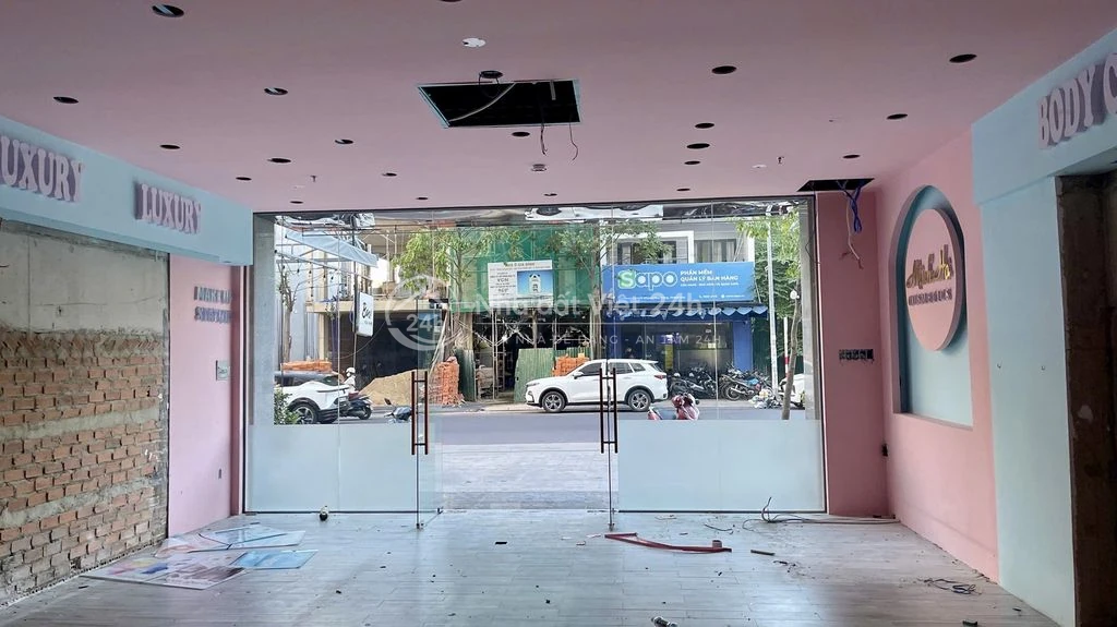 CHO THUÊ SHOPHOUSE CT4 MẶT TIỀN THÍCH QUẢNG ĐỨC 67M2 GIÁ 25 TRIỆU