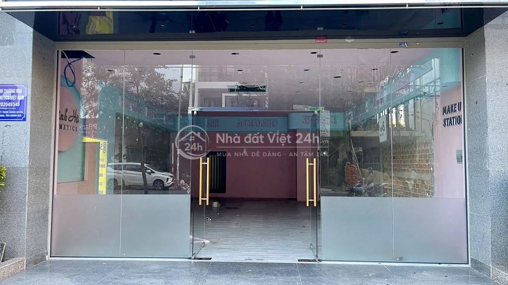 CHO THUÊ SHOPHOUSE CT4 MẶT TIỀN THÍCH QUẢNG ĐỨC 67M2 GIÁ 25 TRIỆU