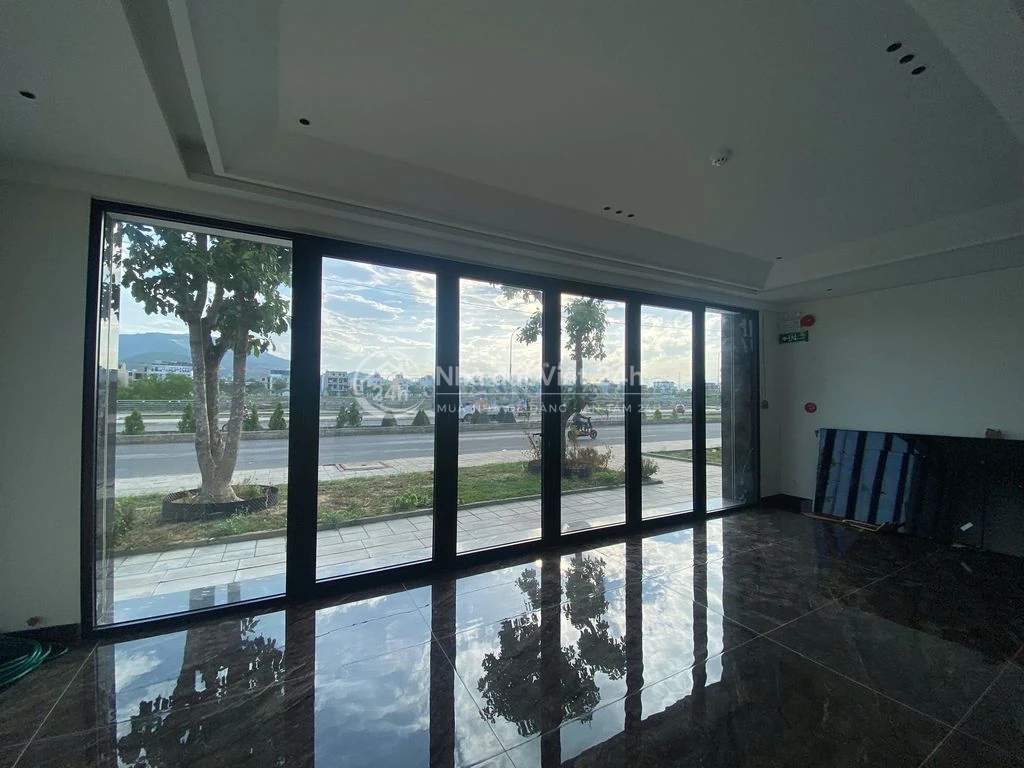 CHO THUÊ MẶT BẰNG VIEW SÔNG KHU ĐÔ THỊ HÀ QUANG 2 GIÁ 12 TRIỆU/THÁNG