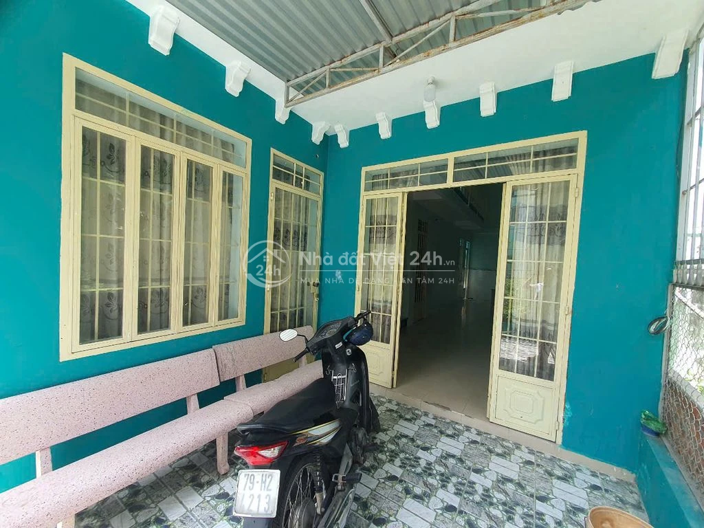 NHÀ NGUYÊN CĂN VĨNH HẢI – 4 PHÒNG NGỦ – 5 PHÚT RA BIỂN – 7 TRIỆU/THÁNG