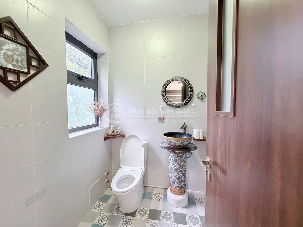 CHO THUÊ NHÀ 4 PHÒNG NGỦ SÂN VƯỜN LÔ GÓC KHU MỸ GIA GIÁ 30 TRIỆU/